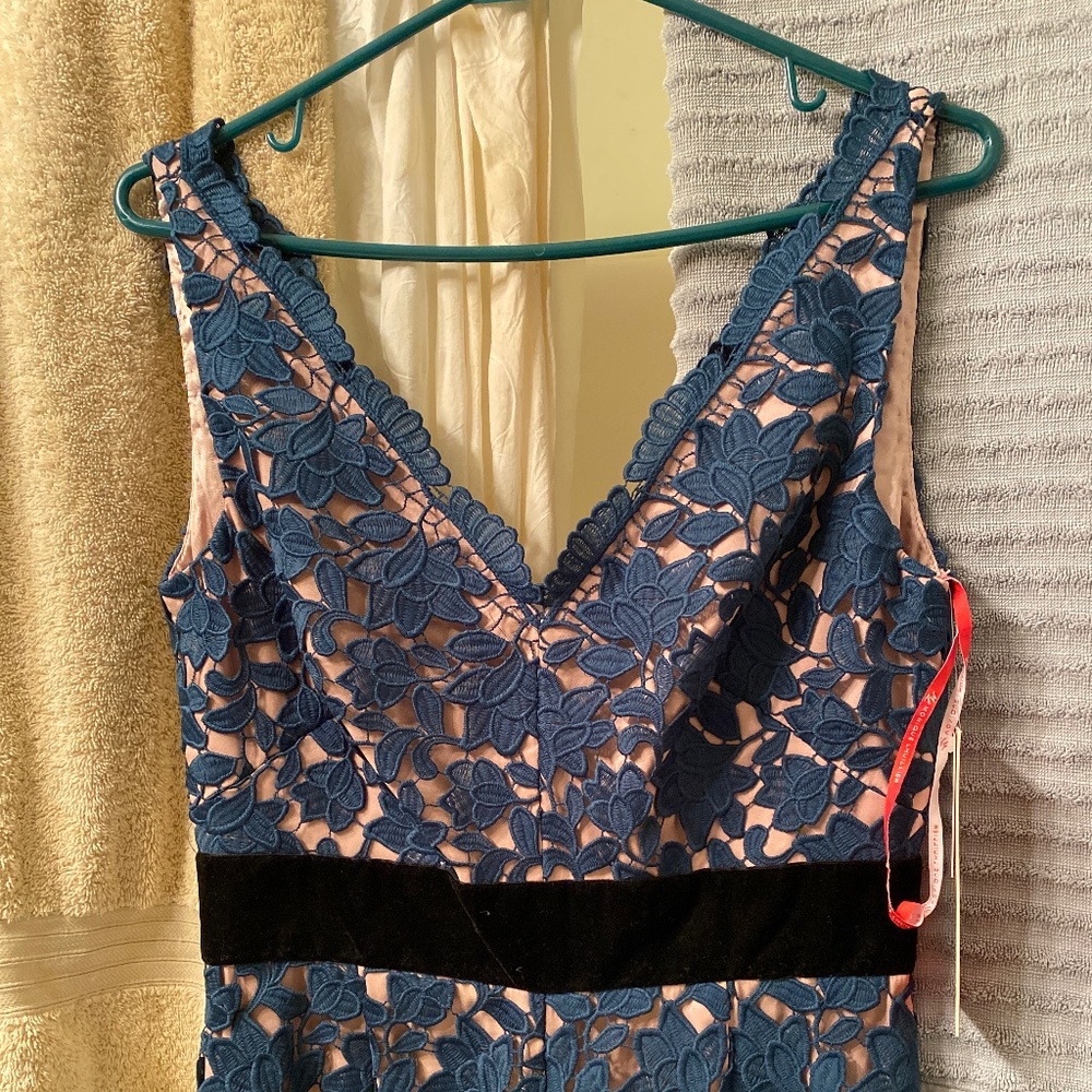 A vintage Monique lhuiller, NWT, sz 2